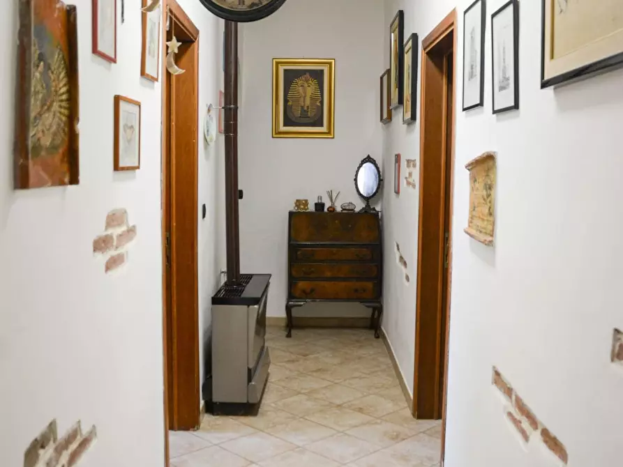 Immagine 15 di Appartamento in vendita  a Livorno