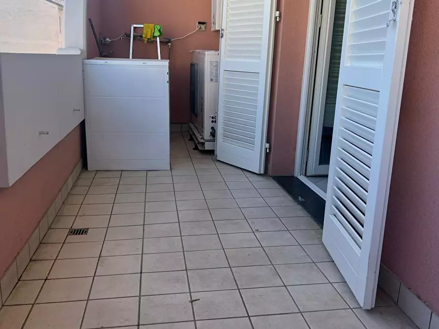 Immagine 15 di Appartamento in affitto  a Empoli