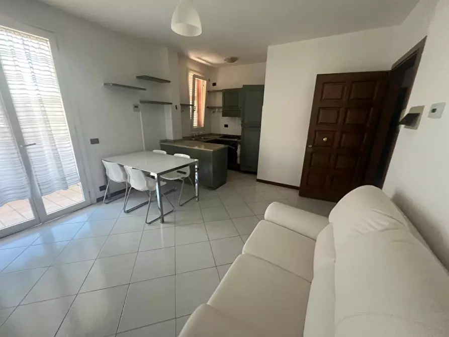 Immagine 8 di Appartamento in affitto  a Empoli