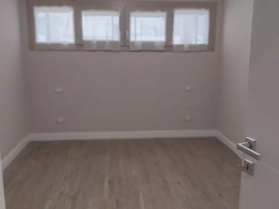 Immagine 4 di Appartamento in vendita  a Pisa