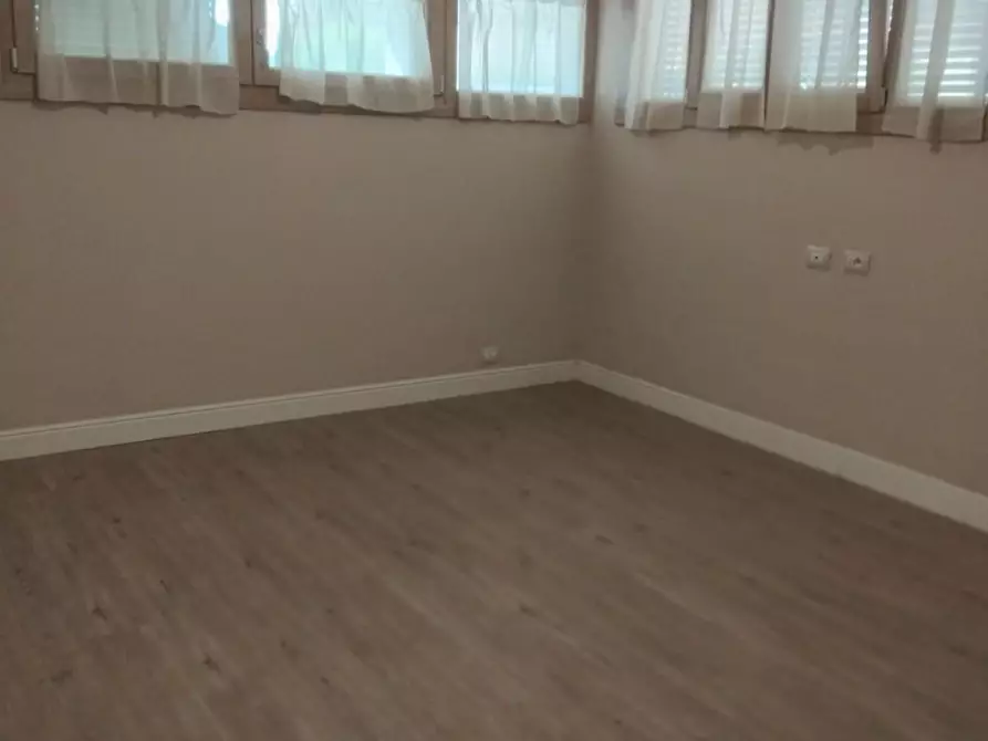 Immagine 2 di Appartamento in vendita  a Pisa