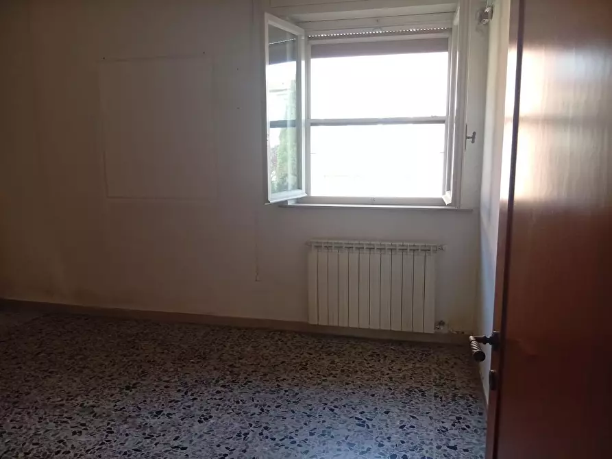 Immagine 9 di Casa indipendente in vendita  a Pisa