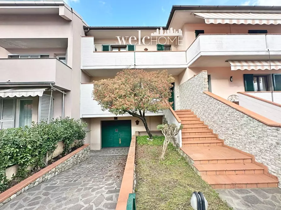 Immagine 38 di Villetta a schiera in vendita  a Poggio A Caiano