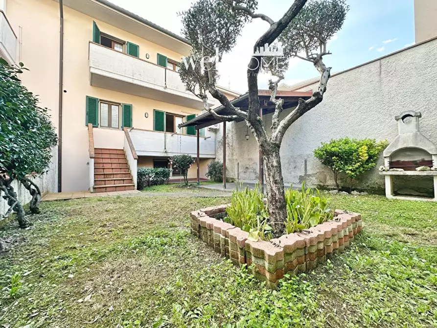 Immagine 21 di Villetta a schiera in vendita  a Poggio A Caiano