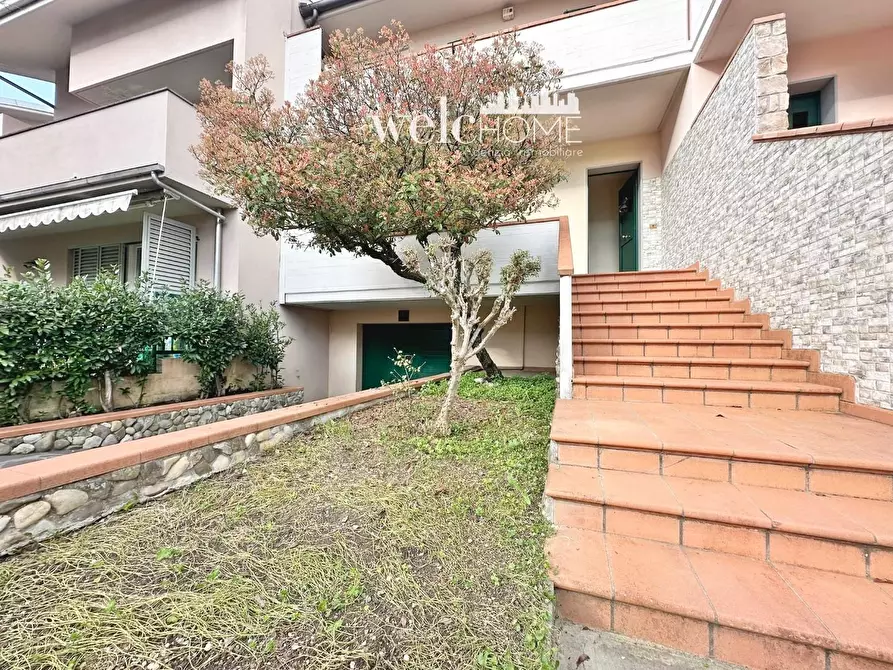 Immagine 25 di Villetta a schiera in vendita  a Poggio A Caiano