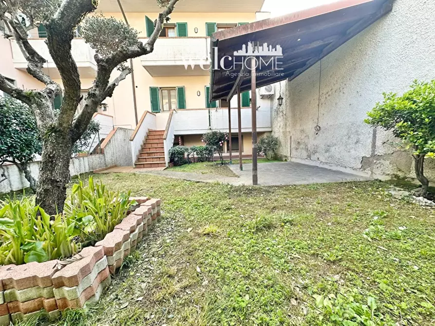 Immagine 23 di Villetta a schiera in vendita  a Poggio A Caiano