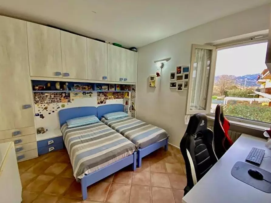 Immagine 30 di Mansarda in vendita  a Massa E Cozzile