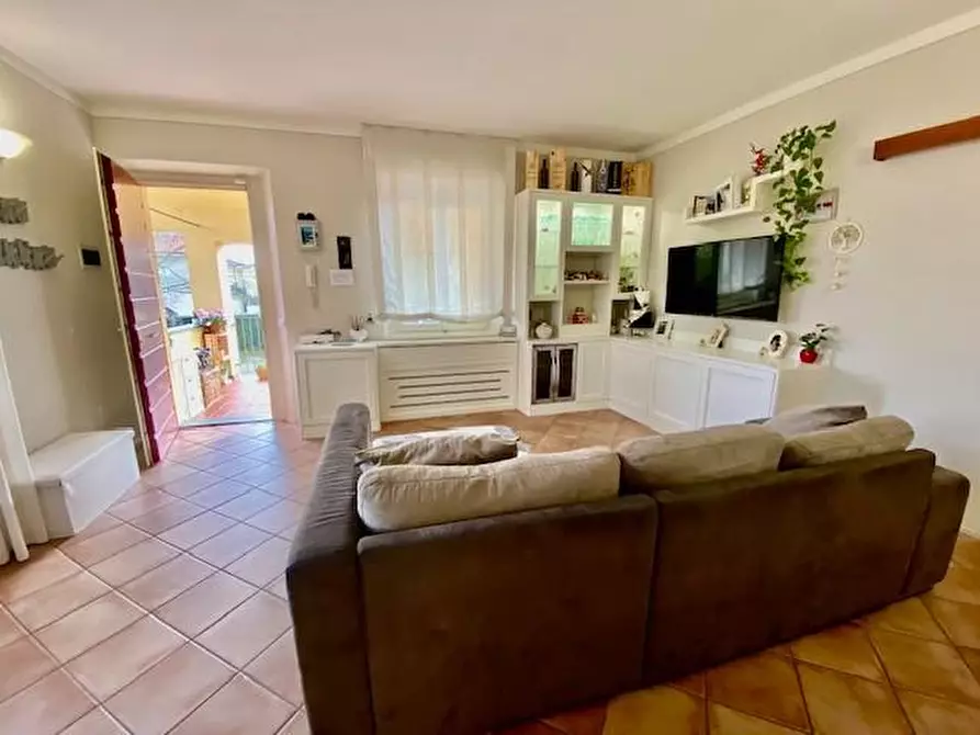 Immagine 8 di Mansarda in vendita  a Massa E Cozzile