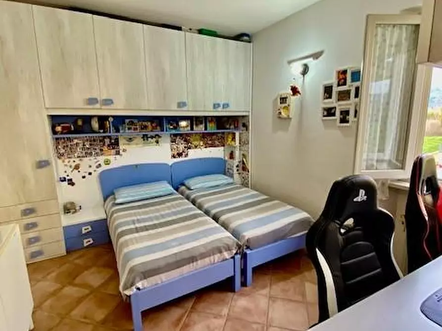 Immagine 31 di Mansarda in vendita  a Massa E Cozzile