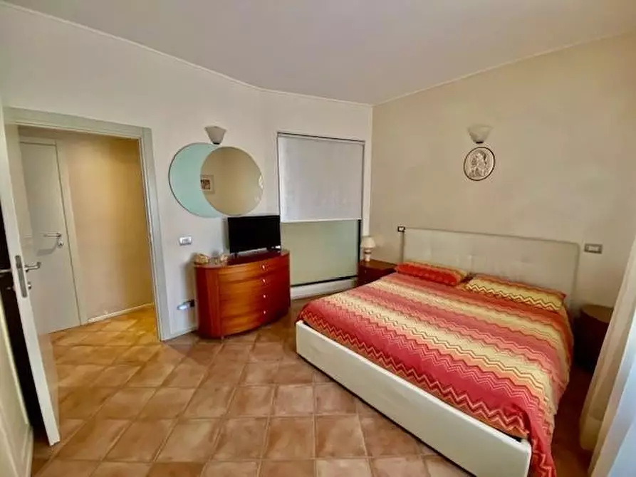 Immagine 25 di Mansarda in vendita  a Massa E Cozzile