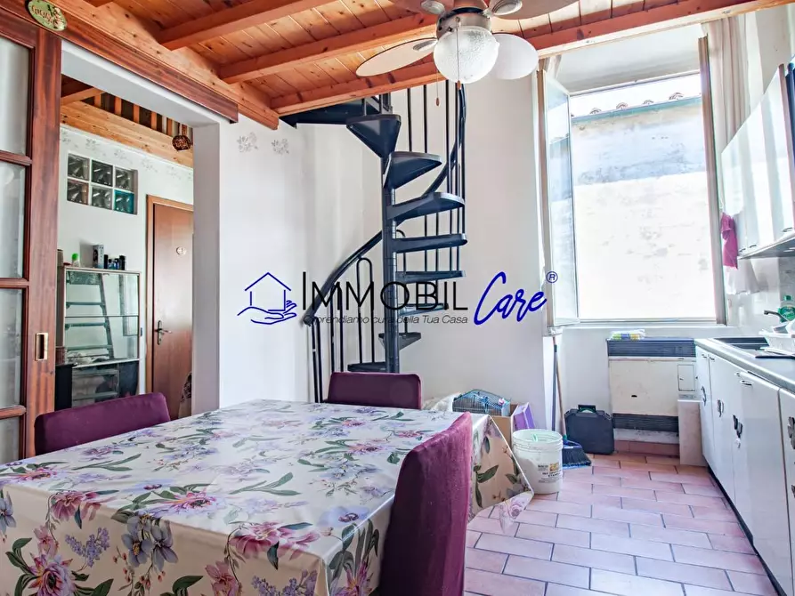 Immagine 6 di Appartamento in vendita  a Livorno