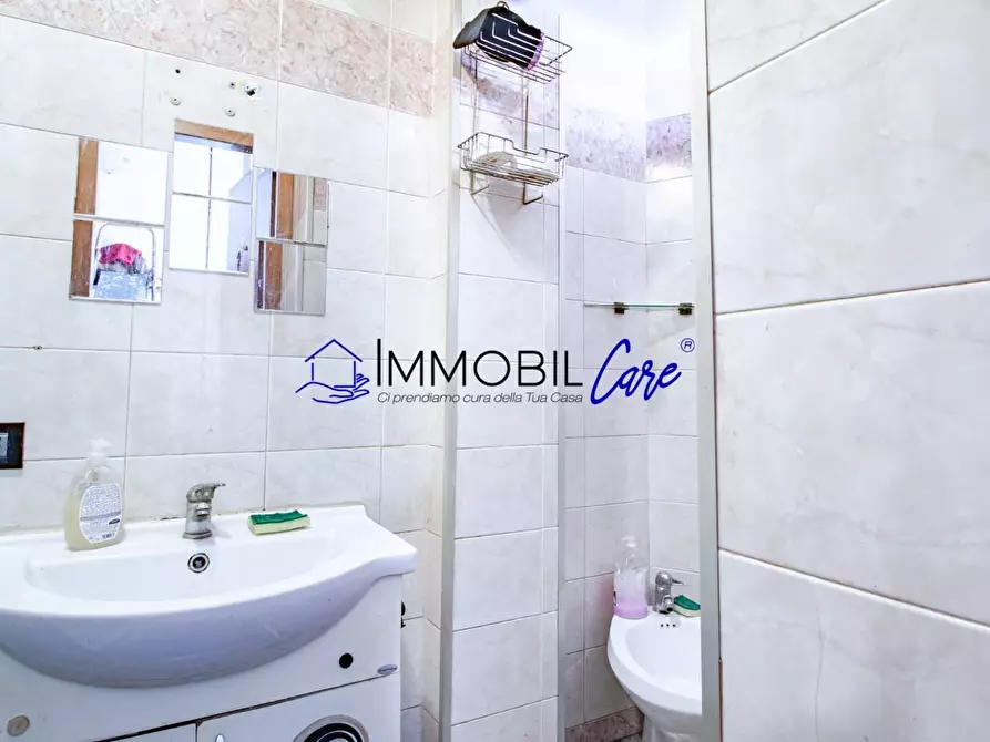 Immagine 9 di Appartamento in vendita  a Livorno