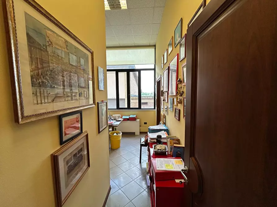 Immagine 8 di Appartamento in vendita  a Siena