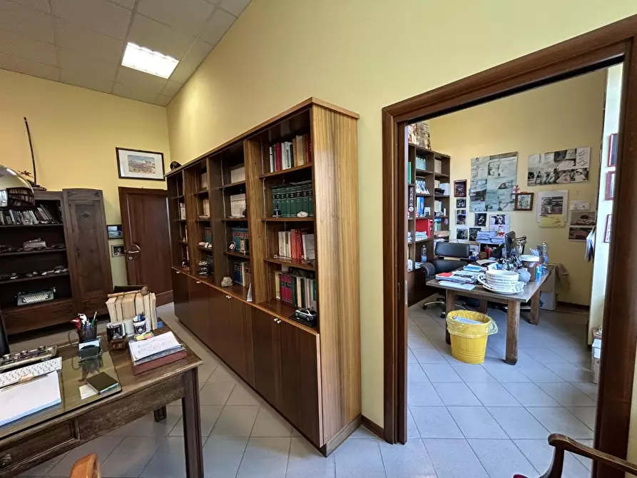 Immagine 18 di Appartamento in vendita  a Siena