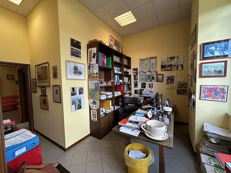 Immagine 10 di Appartamento in vendita  a Siena