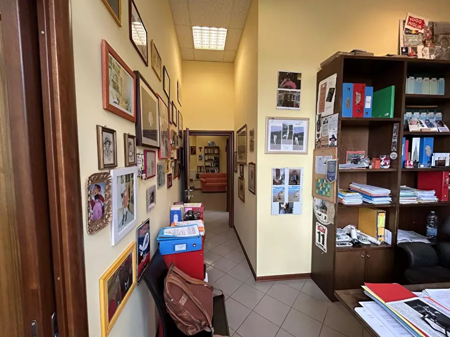 Immagine 13 di Appartamento in vendita  a Siena