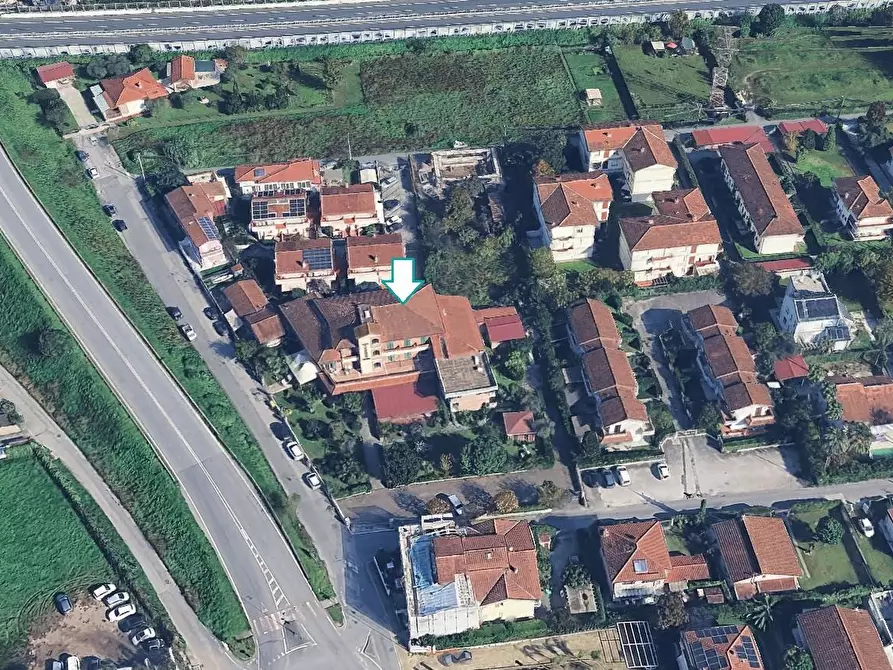 Immagine 3 di Albergo/B&B/Residence in vendita  a Montignoso