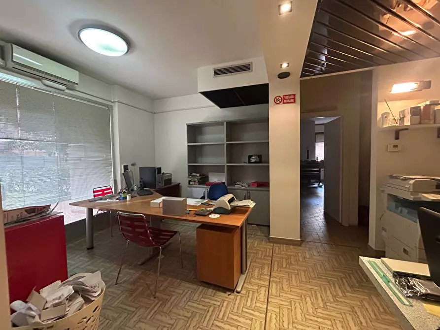 Immagine 12 di Ufficio in vendita  a Empoli