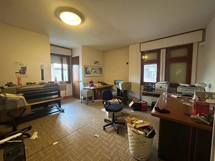 Immagine 6 di Ufficio in vendita  a Empoli