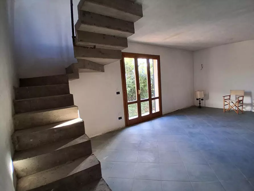 Immagine 4 di Villa in vendita  a San Giuliano Terme