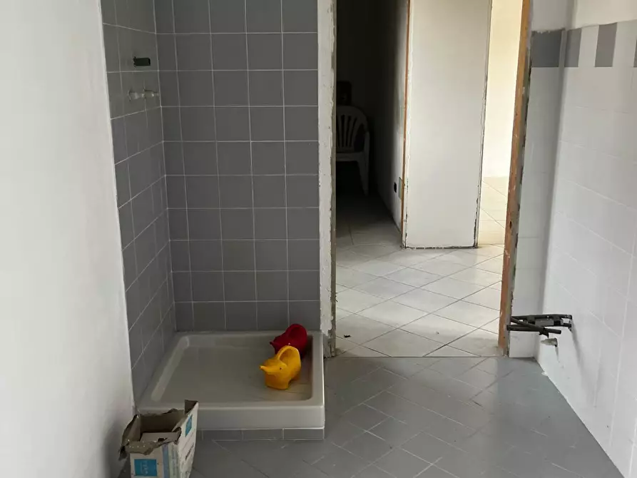 Immagine 12 di Villa in vendita  a San Giuliano Terme