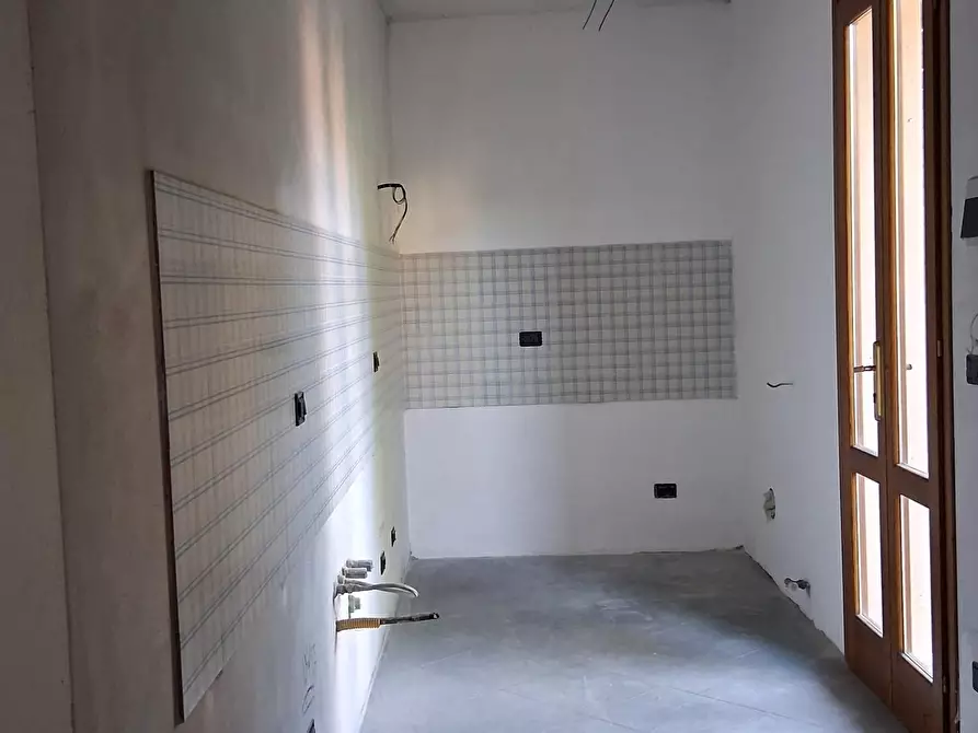 Immagine 6 di Villa in vendita  a San Giuliano Terme