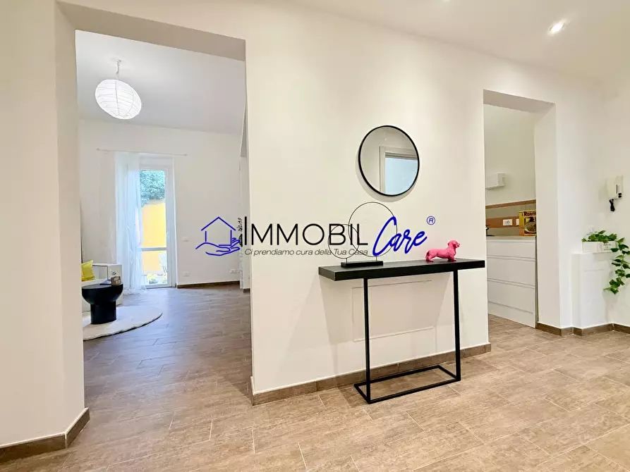 Immagine 31 di Appartamento in vendita  a Livorno