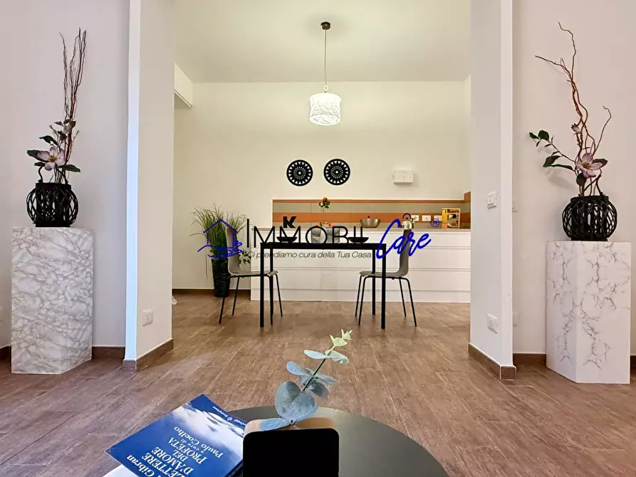 Immagine 12 di Appartamento in vendita  a Livorno