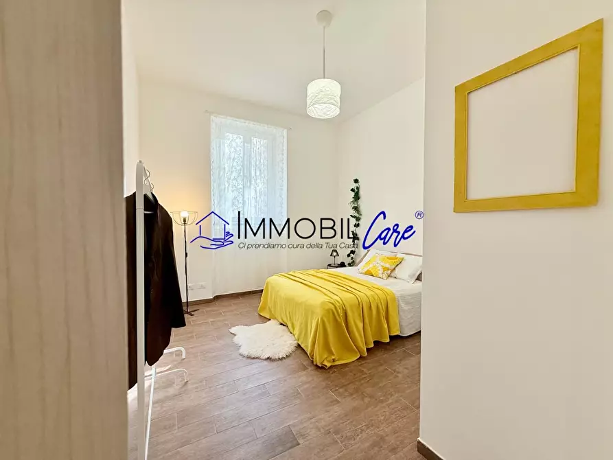 Immagine 19 di Appartamento in vendita  a Livorno