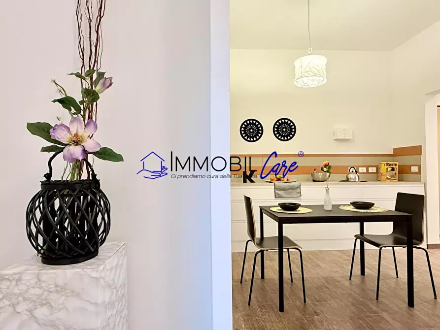 Immagine 14 di Appartamento in vendita  a Livorno