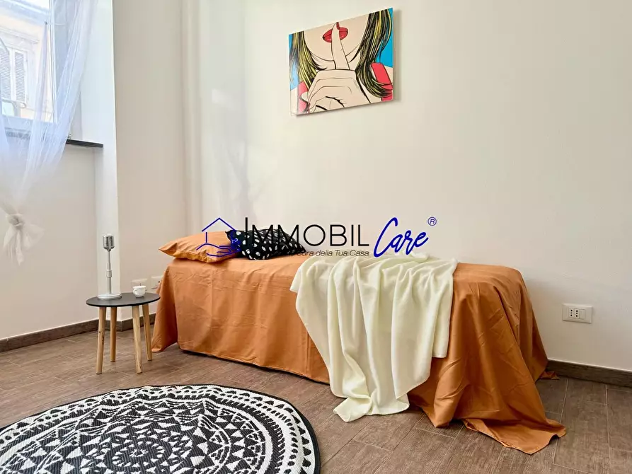 Immagine 27 di Appartamento in vendita  a Livorno