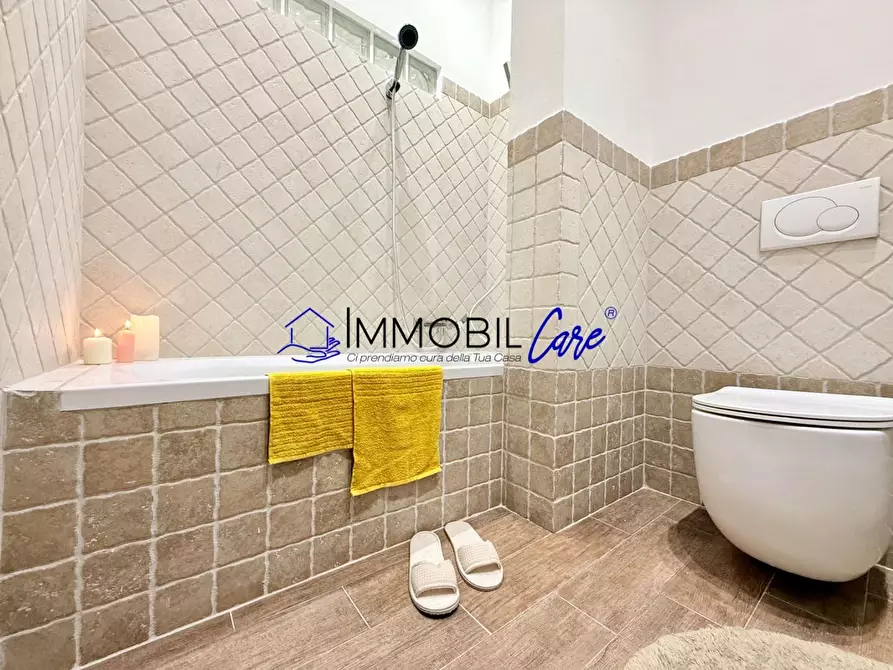 Immagine 33 di Appartamento in vendita  a Livorno