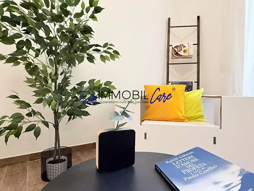 Immagine 4 di Appartamento in vendita  a Livorno