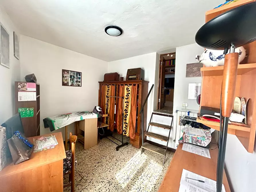 Immagine 13 di Porzione di casa in vendita  a Monteriggioni