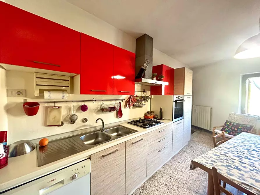 Immagine 1 di Porzione di casa in vendita  a Monteriggioni