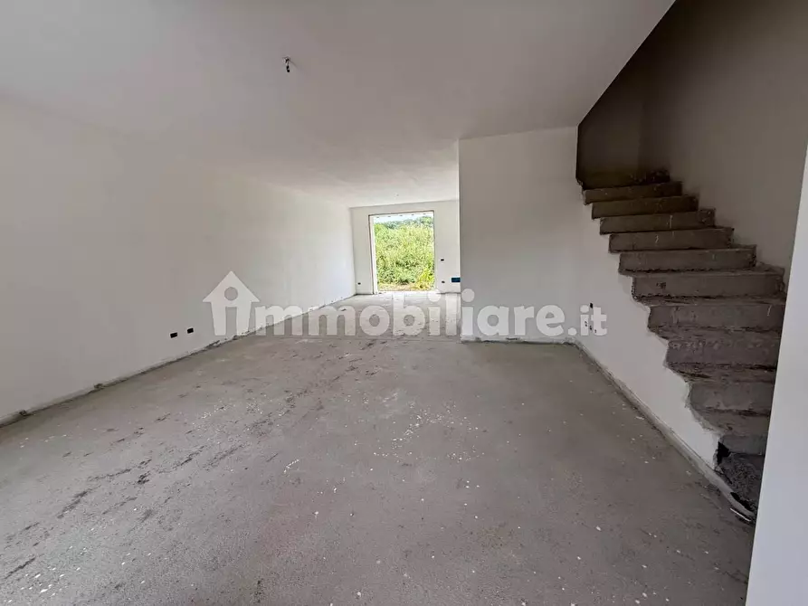 Immagine 1 di Villetta a schiera in vendita  a Buti