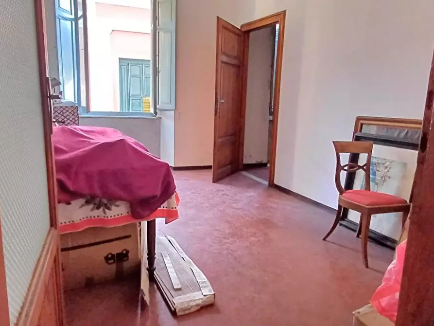 Immagine 5 di Appartamento in vendita  a Massa