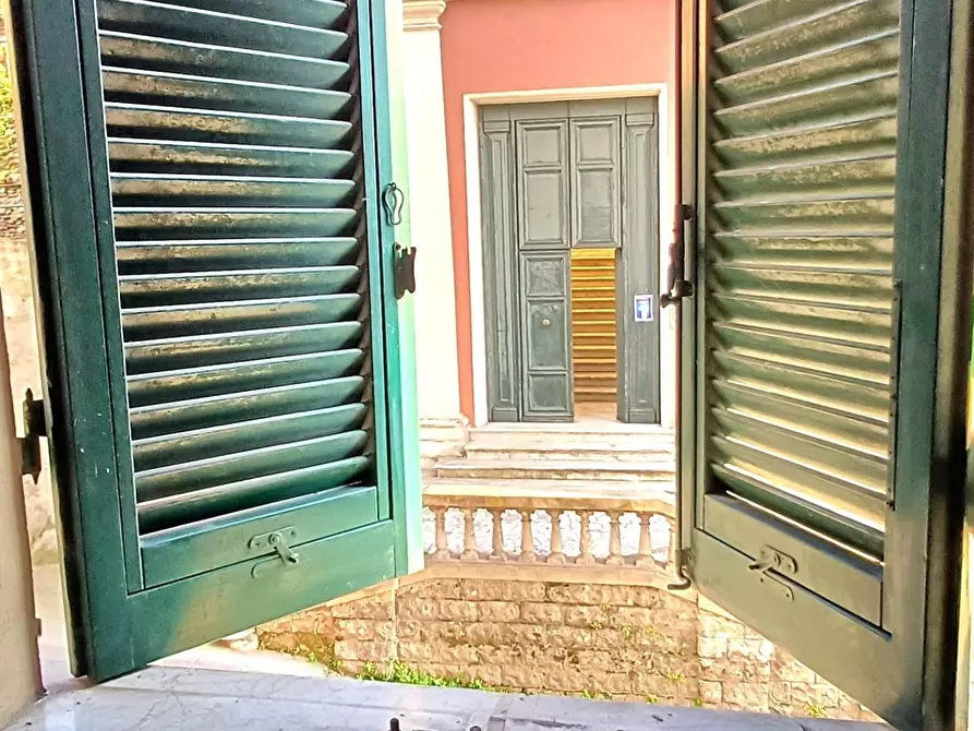 Immagine 10 di Appartamento in vendita  a Massa