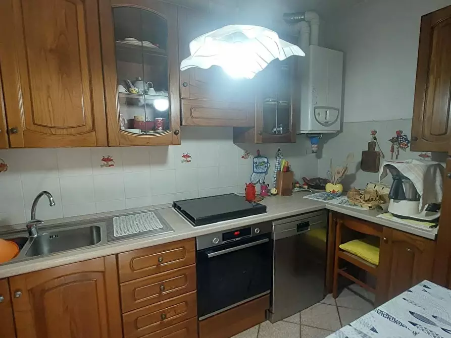 Immagine 10 di Villetta a schiera in vendita  a Calci