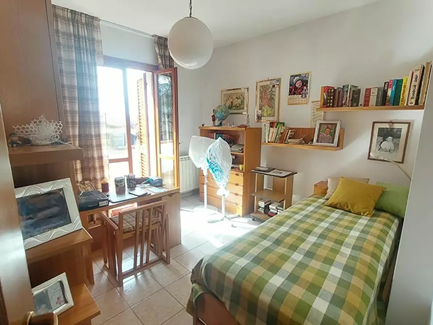 Immagine 19 di Villetta a schiera in vendita  a Calci