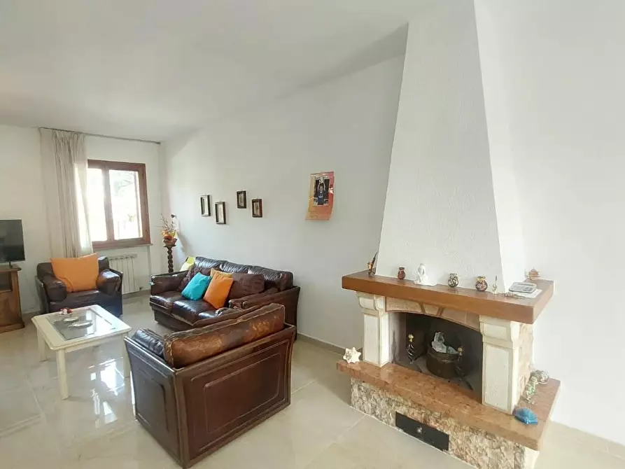 Immagine 3 di Villetta a schiera in vendita  a Calci