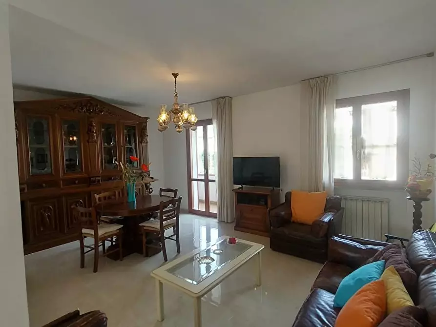 Immagine 2 di Villetta a schiera in vendita  a Calci