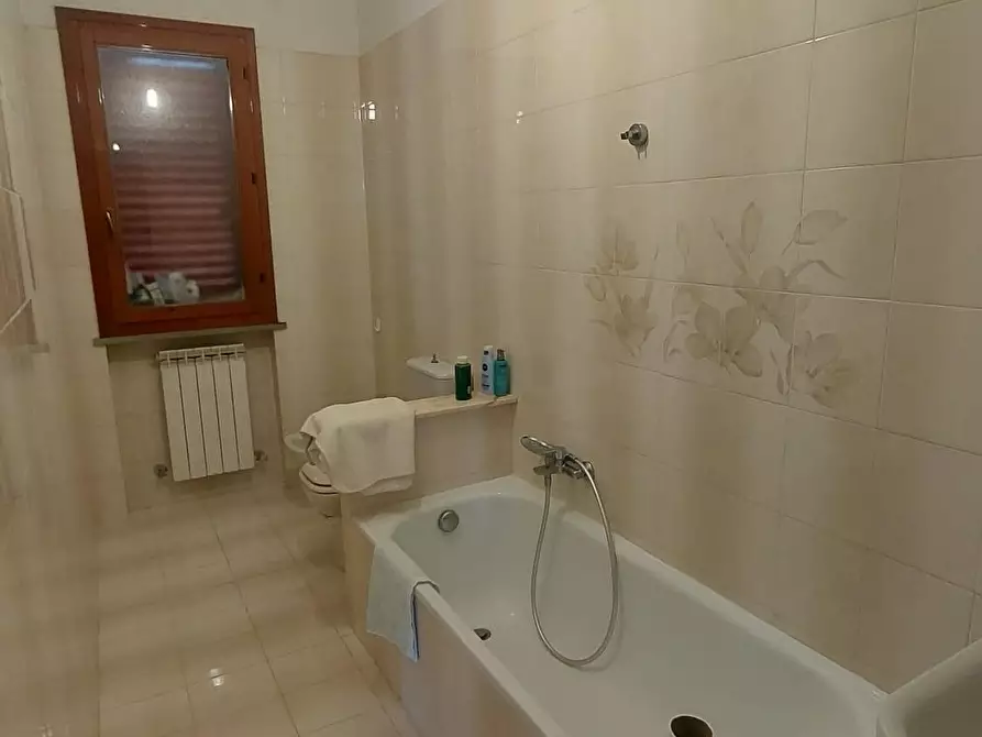 Immagine 16 di Villetta a schiera in vendita  a Calci