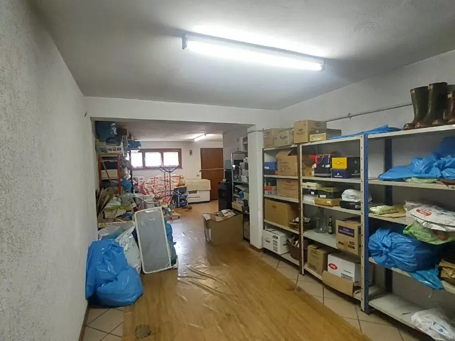 Immagine 28 di Villetta a schiera in vendita  a Calci