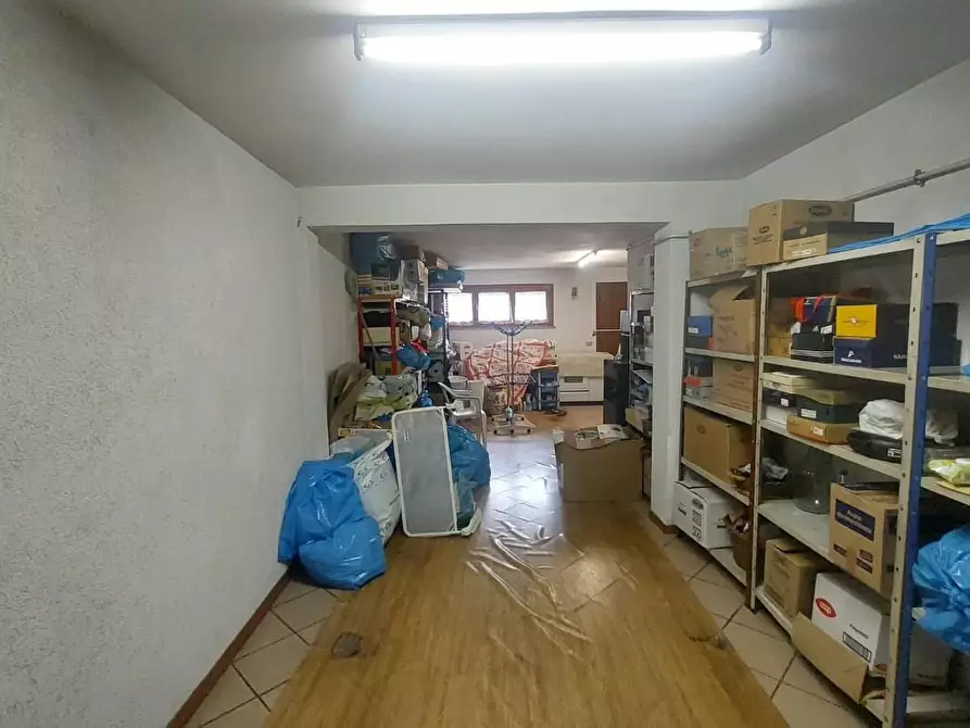 Immagine 27 di Villetta a schiera in vendita  a Calci