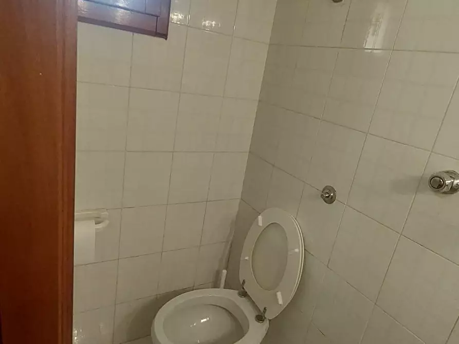 Immagine 32 di Villetta a schiera in vendita  a Calci