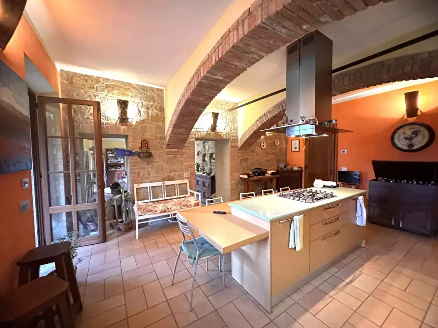 Immagine 3 di Casa semindipendente in vendita  a Castelnuovo Berardenga