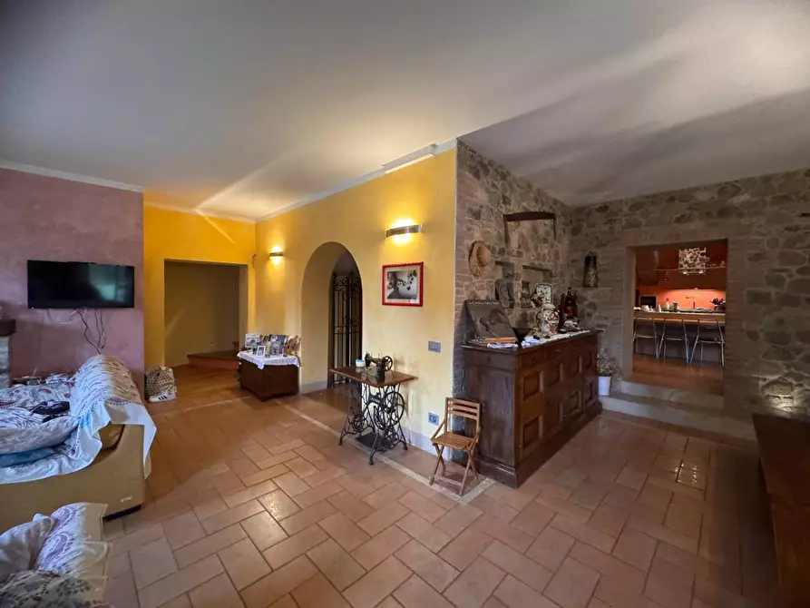 Immagine 4 di Casa semindipendente in vendita  a Castelnuovo Berardenga