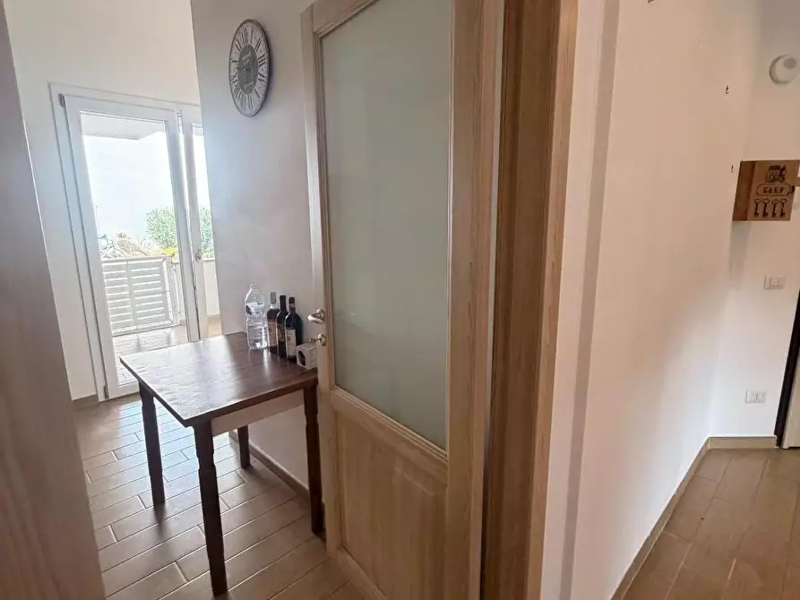 Immagine 13 di Appartamento in vendita  a Viareggio