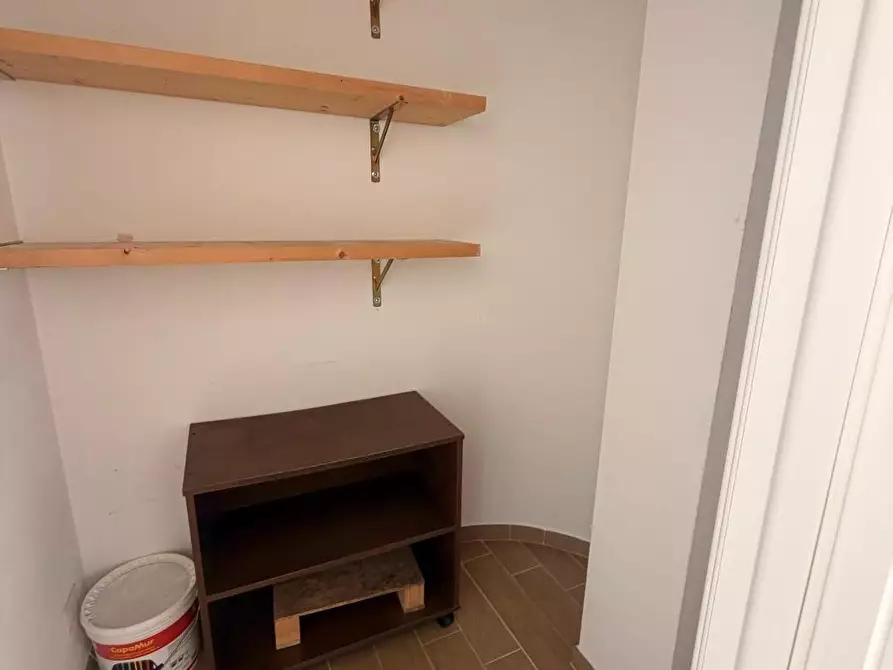 Immagine 9 di Appartamento in vendita  a Viareggio